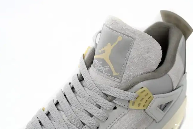 One Kick SE Craft Photon DV3742-021 Retro 4 Jordan Dust 0527